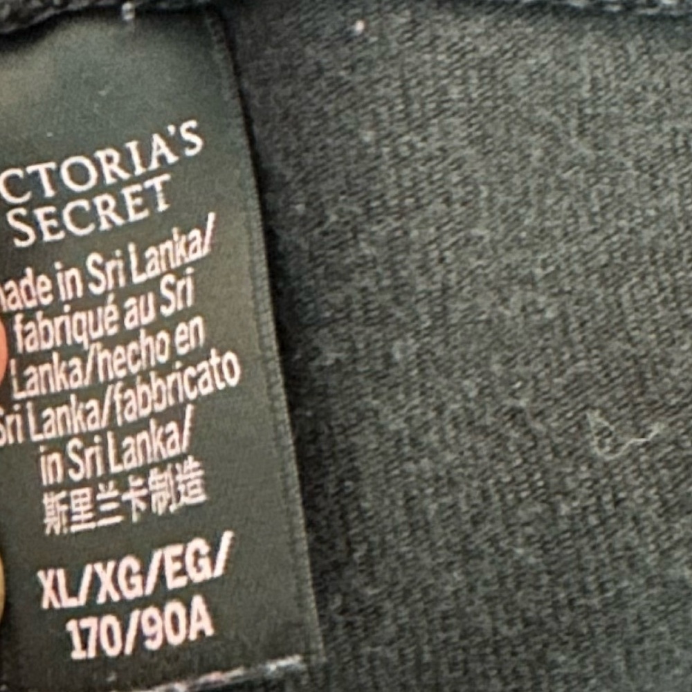 Victoria’s Secret XL 2 Pack Bottoms - Picture 9 of 9